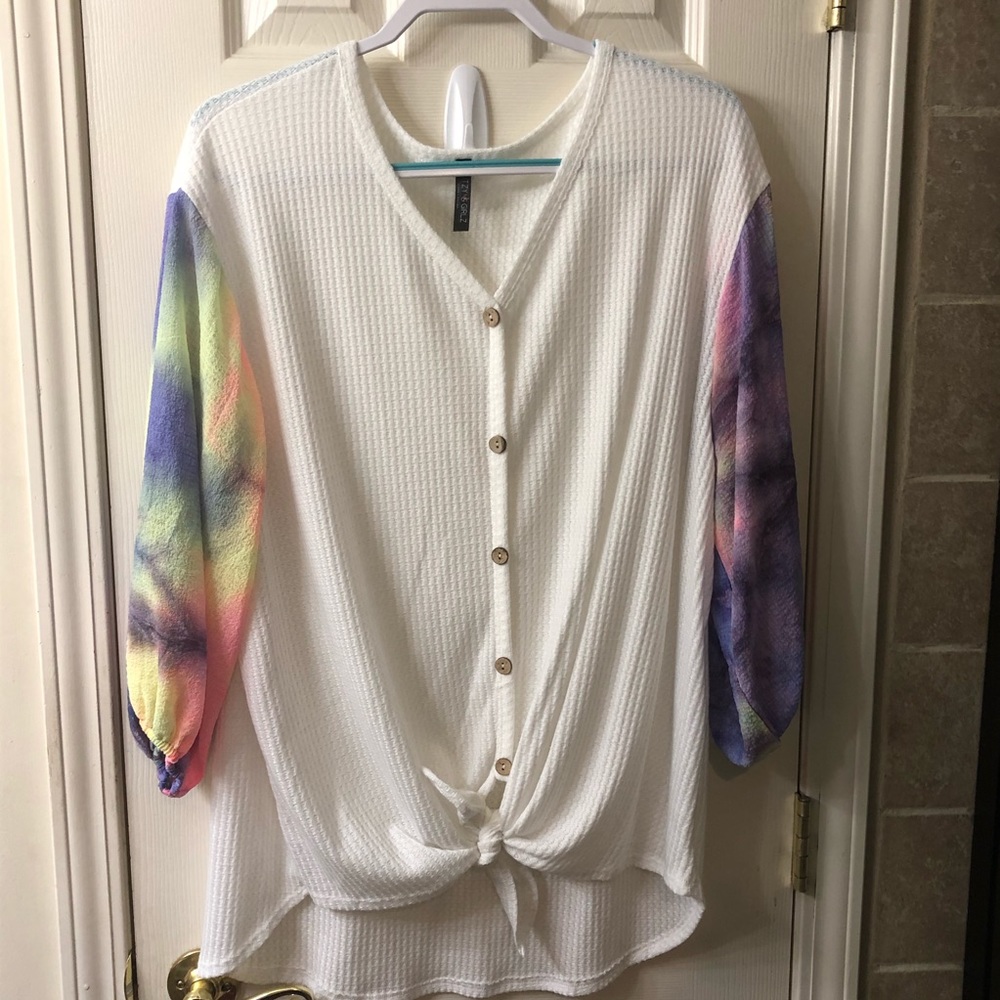 Waffle knit top with tie-dyed sleeves